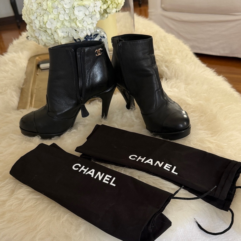 CHANEL Black Leather Ankle Booties with CC ankle logo